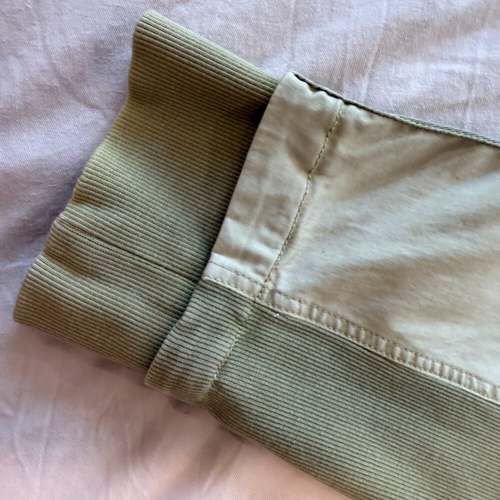 Free People Baggy Cargo Style pants with lots of pockets - Picture 3 of 11